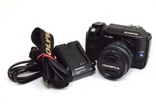 Fotocamera olympus 300 usato  Modena