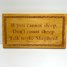 VTG Handmade Wood Stained & Lightly Lacquered Wall Plaque – 13" x 6 3/4" Signed comprar usado  Enviando para Brazil