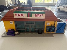 Lego Os Simpsons: Kwik-E-Mart (71016) comprar usado Lego Os Simpsons: Kwik-E-Mart (71016) comprar usado  Enviando para Brazil