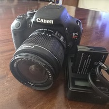 Canon rebel t3i usato  Pomezia