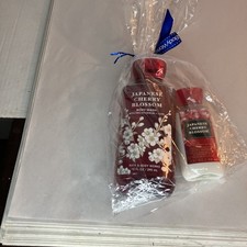 Loção corporal e lavagem corporal japonesa Bed & Body Works flor de cerejeira comprar usado  Enviando para Brazil