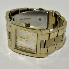 Relógio de pulso feminino Guess ouro aço inoxidável analógico U0131L2 **Bom!** comprar usado  Enviando para Brazil