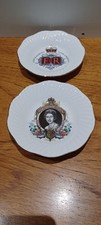 Pair 1977 queen for sale  BIGGAR