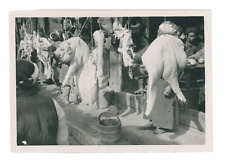 Usado, Foto antiga macabra selvagem da cena do mercado chinês porcos pendurados década de 1930 comprar usado  Enviando para Brazil