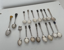 Lot cuillères souvenir d'occasion  Montsûrs