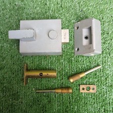 Yale deadlocking nightlatch for sale  BOGNOR REGIS