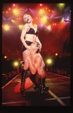 Madonna 1993 Girlie Show Tour Risque Dancing Vintage Agência de Fotos Transparência comprar usado Madonna 1993 Girlie Show Tour Risque Dancing Vintage Agência de Fotos Transparência comprar usado  Enviando para Brazil