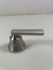 Cabo de torneira de chuveiro para banheira Delta 77090-SS com acabamento inoxidável (conjunto de parafuso incluído) comprar usado  Enviando para Brazil