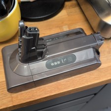 Dyson v10 sv12 for sale  LONDON