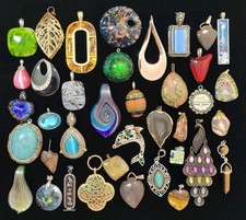 Pendants beautiful pendants for sale  North Tonawanda