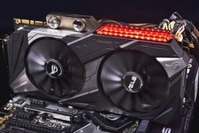 Scheda grafica asus usato  Pordenone