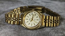 Relógio de quartzo clássico Timex feminino 25 mm tom dourado indiglo indicador de data comprar usado  Enviando para Brazil