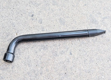 Chiave smontaggio ruote usato Chiave smontaggio ruote usato  Cerveteri