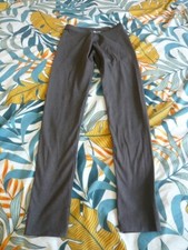 Legging gris anthracite d'occasion  Le Mesnil-Saint-Denis