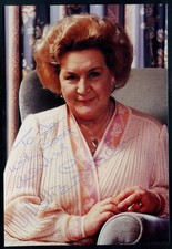 Mollie sugden signed usato  Spedire a Italy