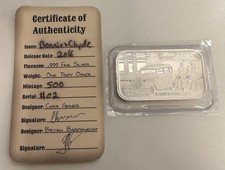 2016 CMG Mint, Bonnie & Clyde, 1 onça troy .999 barra de arte prata #2, lacrada e certificado de autenticidade comprar usado 2016 CMG Mint, Bonnie & Clyde, 1 onça troy .999 barra de arte prata #2, lacrada e certificado de autenticidade comprar usado  Enviando para Brazil