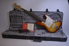 Baixo Fender edição limitada cinza leve americano profissional jazz Sienna comprar usado  Enviando para Brazil
