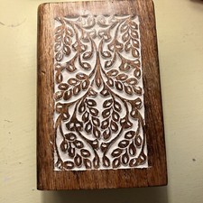 Hand carved flower for sale  Forest City