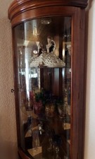 Eckvitrine abgerundete glastü gebraucht kaufen Eckvitrine abgerundete glastü gebraucht kaufen  Osloß