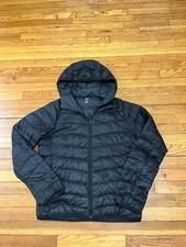 Uniqlo light jacket for sale  Madison