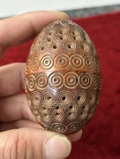 Carved corozo egg d'occasion  Expédié en Belgium