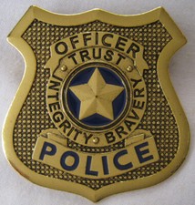 Etoile broche police d'occasion  Fessenheim