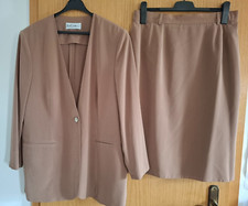 Damen kostüm blazer gebraucht kaufen  Petersberg, Wettin-Löbejün
