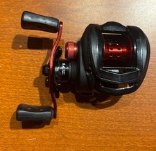 Carretel Abu Garcia Black Max BMAX2-L Baitcaster #1 5 rolamentos 6.4:1 destro comprar usado Carretel Abu Garcia Black Max BMAX2-L Baitcaster #1 5 rolamentos 6.4:1 destro comprar usado  Enviando para Brazil