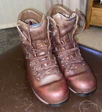 Altberg defender boots for sale  KENDAL