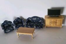 Sofá azul poltronas armário de madeira mesa de TV miniaturas casa de bonecas 1:12 comprar usado  Enviando para Brazil