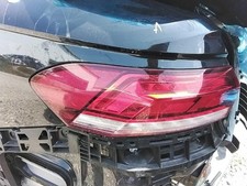 Lanterna traseira esquerda do driver quarto de painel montado se encaixa 20-22 PASSAT 2995138, usado comprar usado  Enviando para Brazil