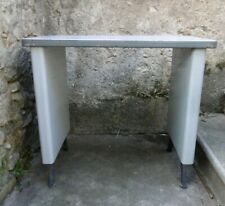 Bureau industriel strafor d'occasion  Servian