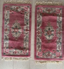 Tappeti rosa con usato  Villasalto