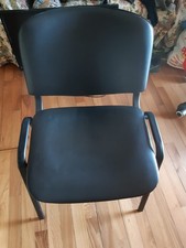 similpelle nero sedie usato  Caltagirone