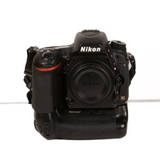 Nikon d750 battery usato  Treviglio