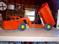 Nylint hydraulic dumper for sale  Castro Valley
