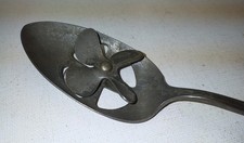 RARO BATEDOR DE OVOS ANTIGO COLHER HÉLICE LÂMINA PAT. 1908 comprar usado  Enviando para Brazil