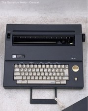 portable electric typewriter for sale portable electric typewriter for sale Detroit