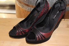 Scarpa zeppa donna usato  Sormano