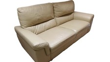 Canapé cuir beige d'occasion  Crevin