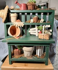 Banco de trabalho pequeno de madeira vintage para jardim/flor. Decoração de casa de bonecas ou prateleira comprar usado  Enviando para Brazil