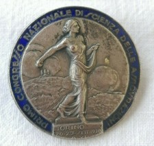Distintivo congresso internazi usato  Torino