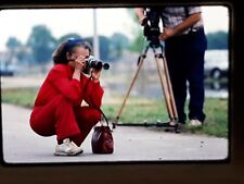 Lote de 100 slides fotográficos vintage década de 1980 slide de filme amador aleatório 35 mm lugares para pessoas comprar usado  Enviando para Brazil