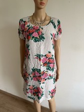 Robe blanche imprimée d'occasion  Void-Vacon