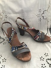 Chaussure femme vintage d'occasion  Vernet-les-Bains