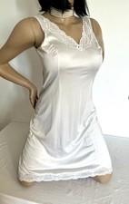 Fond robe nuisette d'occasion  Migennes