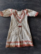 Ancienne robe poupée d'occasion  La Fouillade