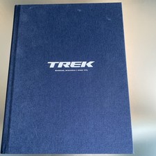 TREK  BIKES- Trek Waterloo, Wisconsin, Since 1976 HARDCOVER BOOK comprar usado  Enviando para Brazil