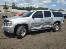 2013 chevrolet suburban for sale  Charles City