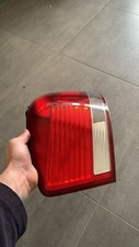 Faro posteriore sinistro usato  Nettuno
